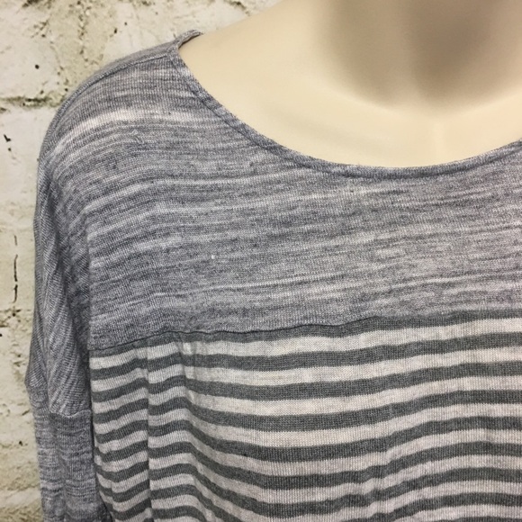 🌻 LOFT Gray Striped 3/4 Sleeve Knit Top A48 - Picture 2 of 5
